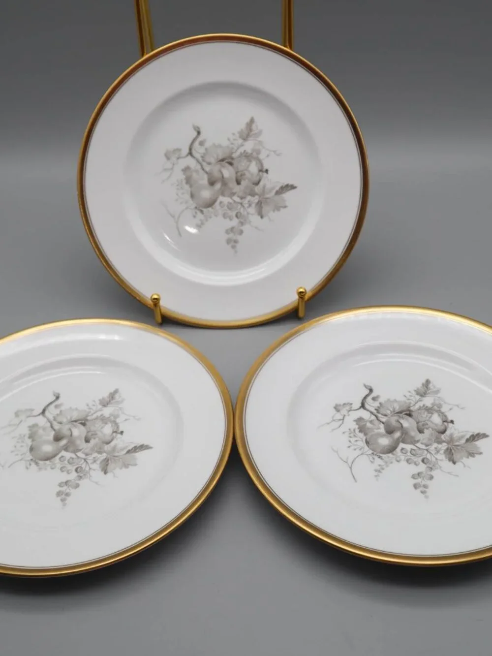 3 Vtg Spode Period 1810 Chatham Bone China Salad Plates Fruit Pattern Gold Trim